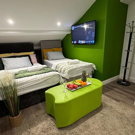 Southgate Luxury Apartments Elland المظهر الخارجي الصورة