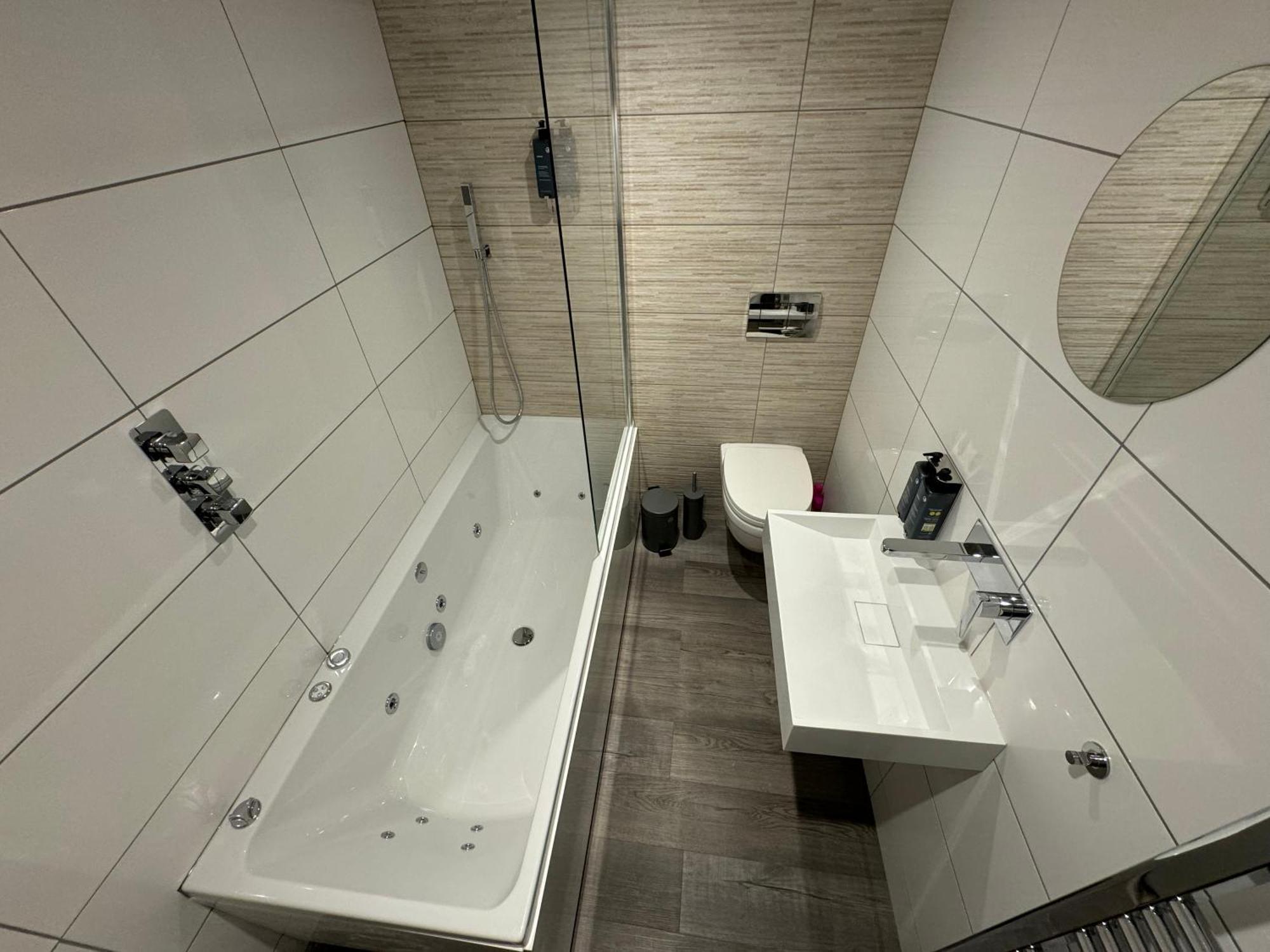 Southgate Luxury Apartments Elland المظهر الخارجي الصورة